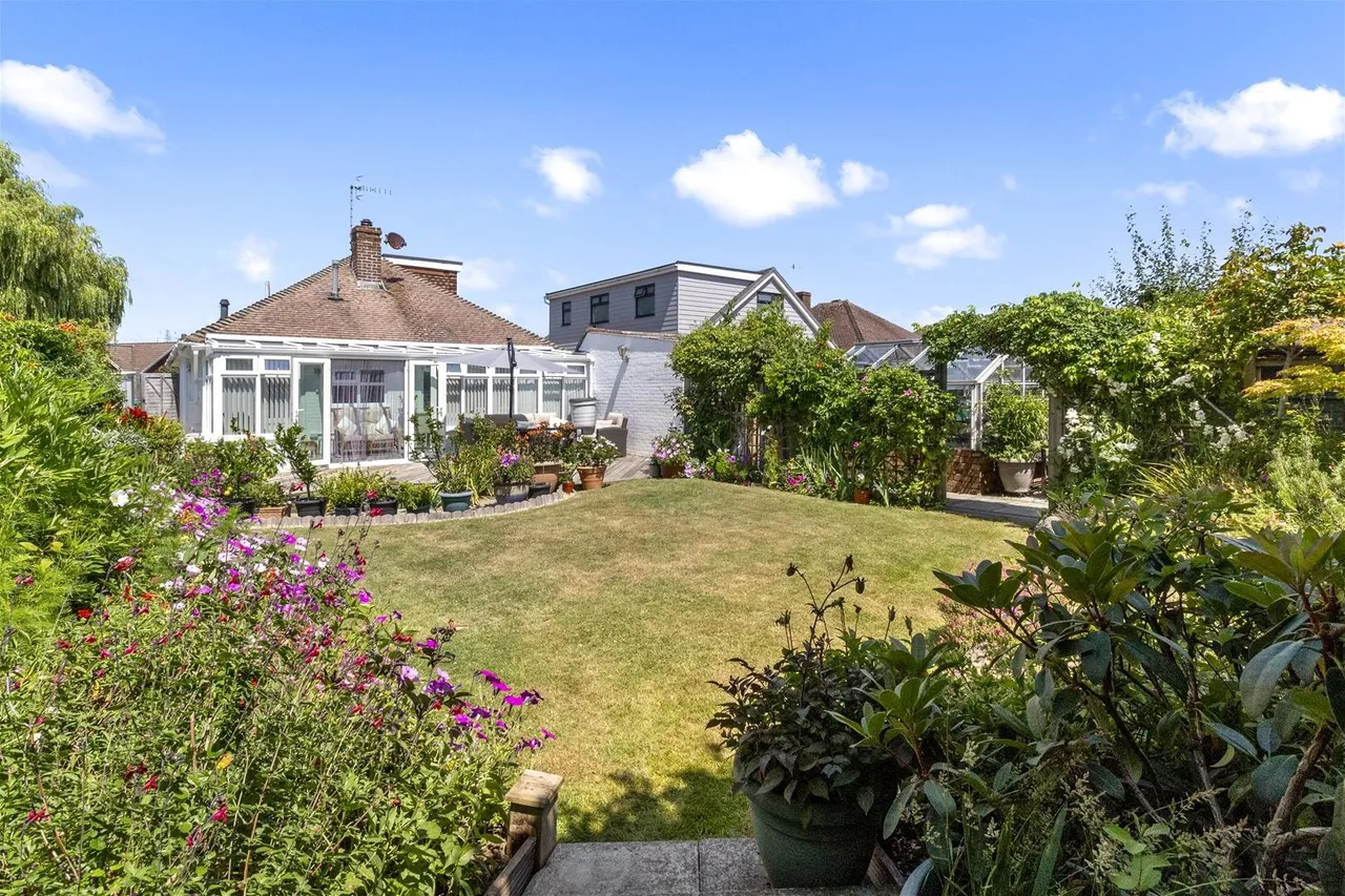 Singleton Crescent, Ferring, Worthing, photo 25