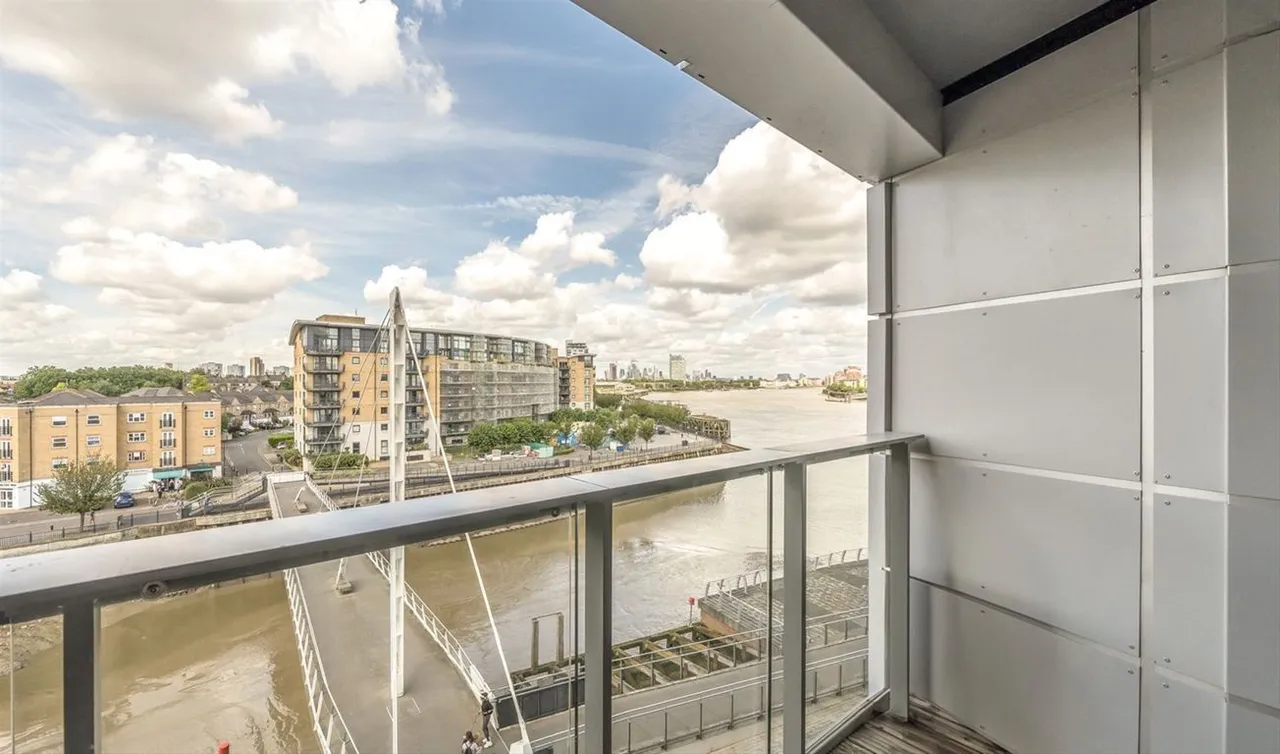 Admirals Tower, Greenwich, London, photo 11
