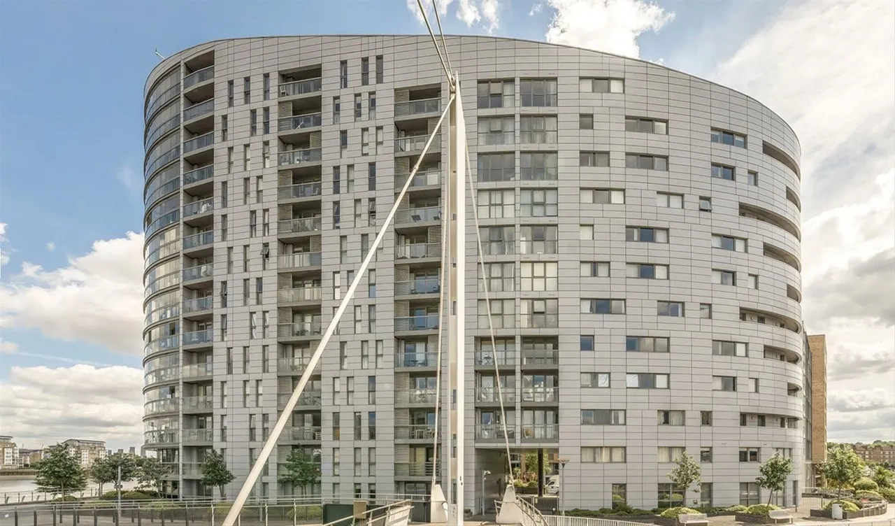Admirals Tower, Greenwich, London, photo 4