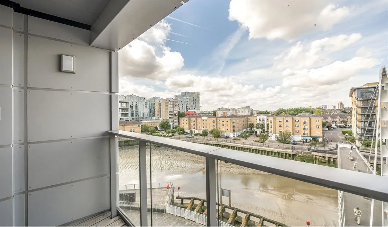 Admirals Tower, Greenwich, London, photo 15