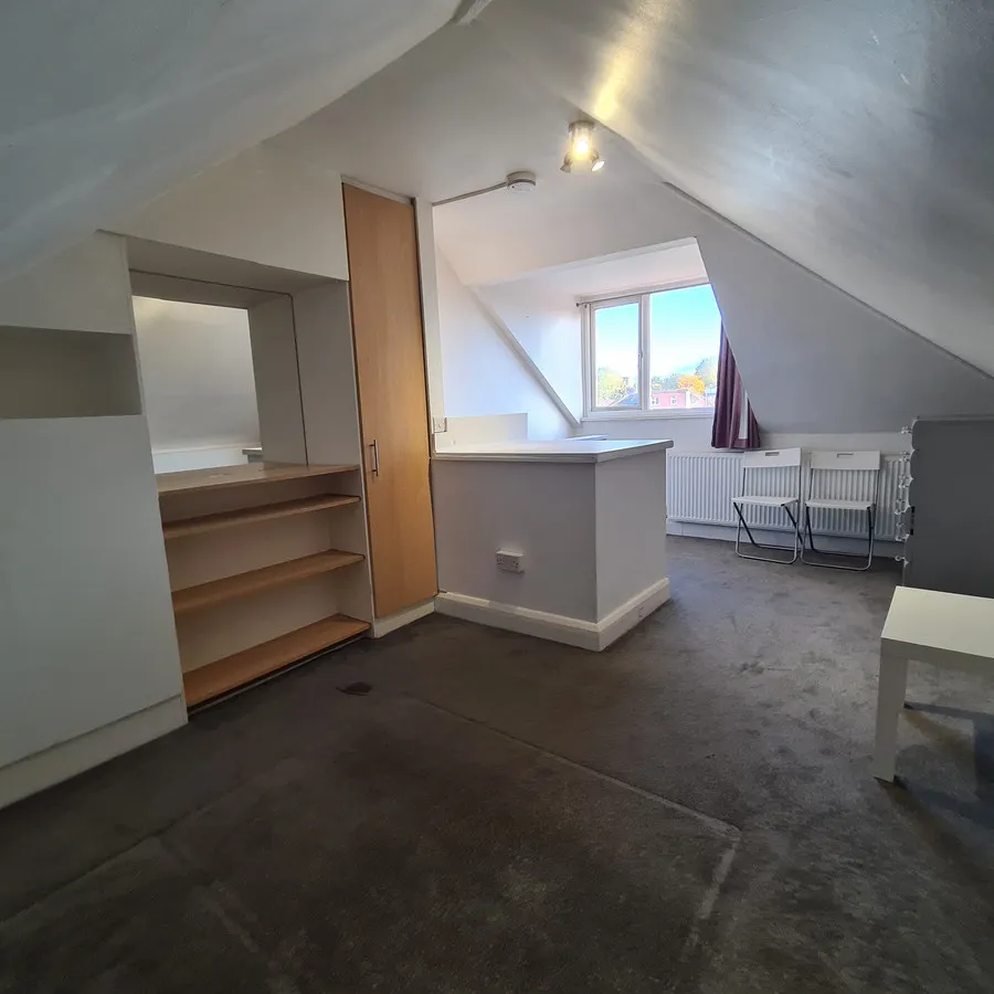 1 bed house to rent, Oakleigh Avenue, Edgware, HA8