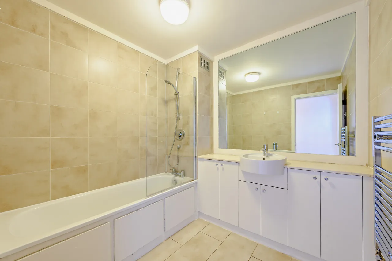 bathrooms, SW3, photo 9
