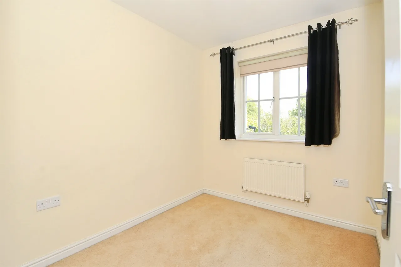 Aston Close, Yaxley, PE7, photo 11
