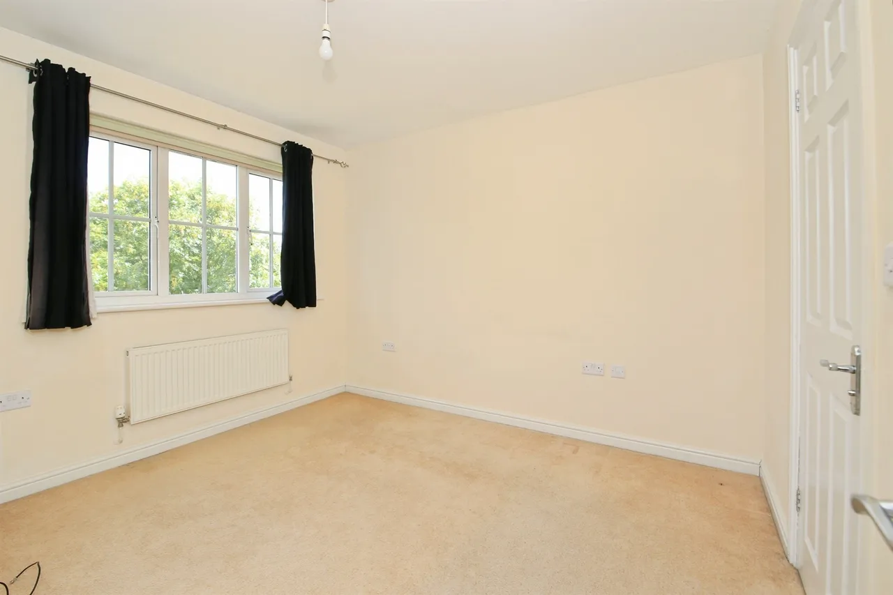 Aston Close, Yaxley, PE7, photo 9