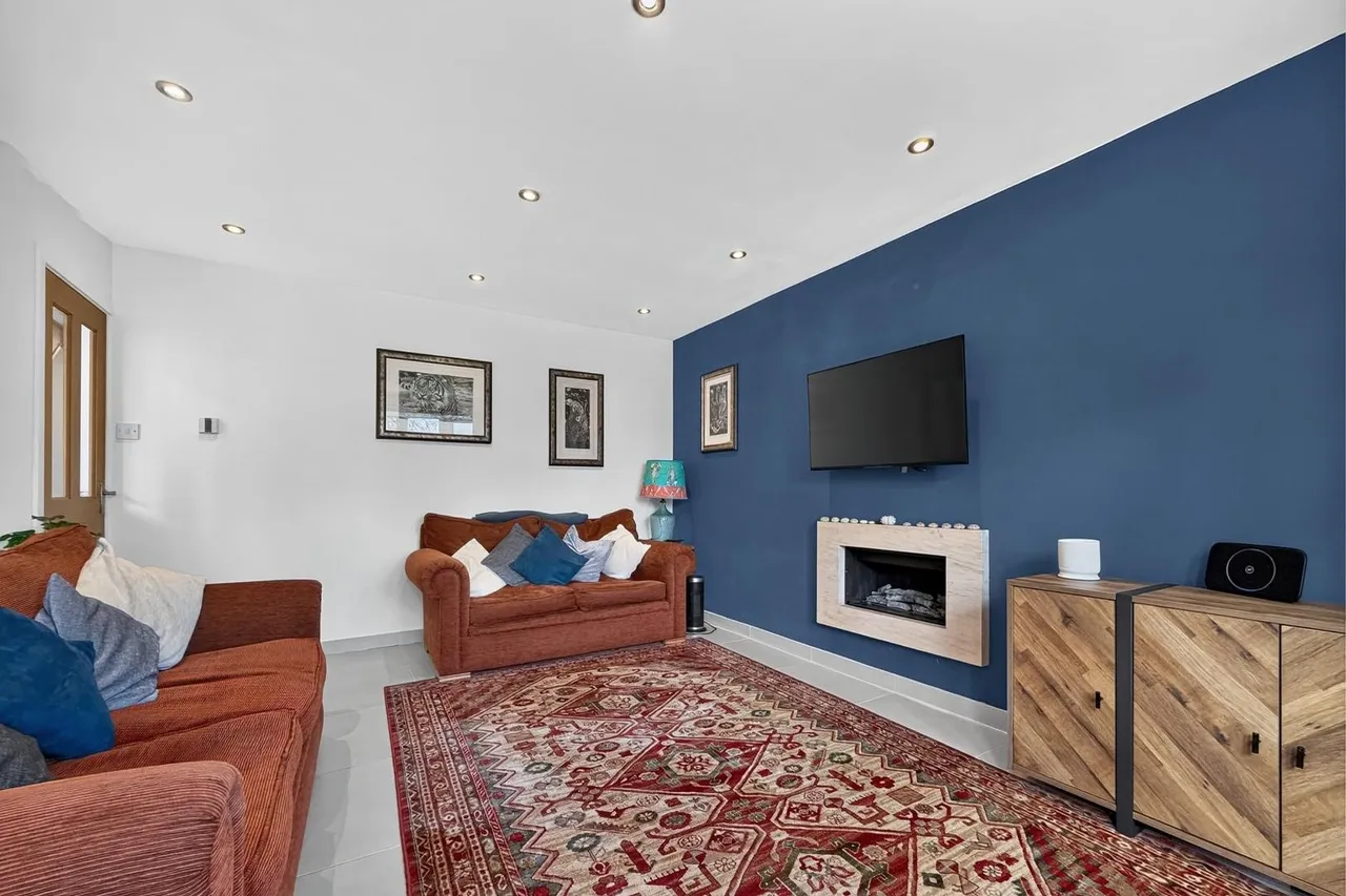 Winmarith Drive, Hale Barns, WA15, photo 15
