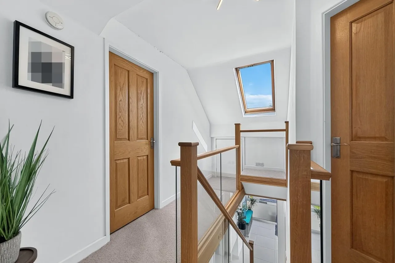 Winmarith Drive, Hale Barns, WA15, photo 23