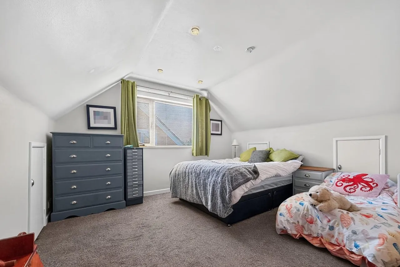 Winmarith Drive, Hale Barns, WA15, photo 24
