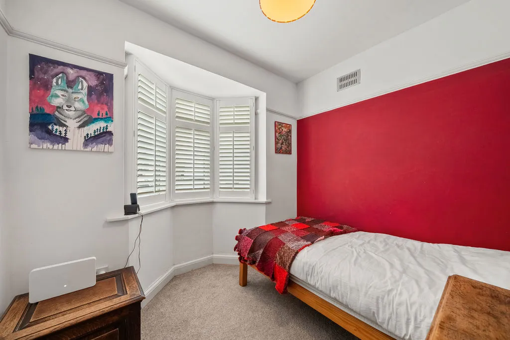 Linden Close, New Haw KT15 3HG, photo 7