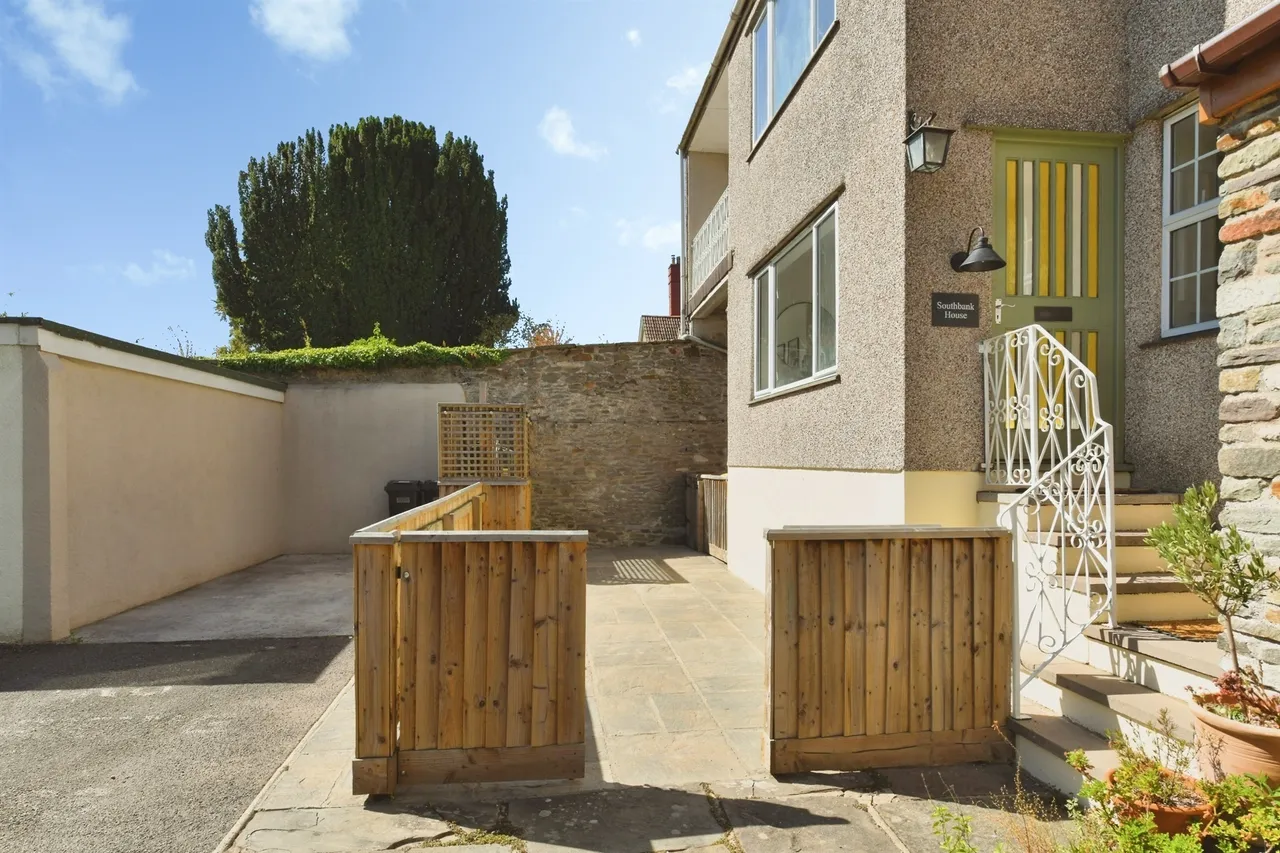 2 bed house for sale — Main Road, Temple Cloud, Bristol