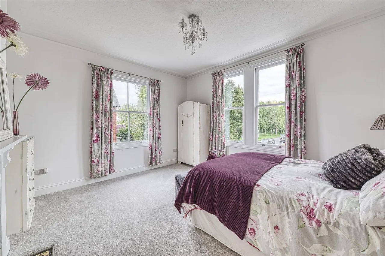 Station Road, Mickleover, photo 31