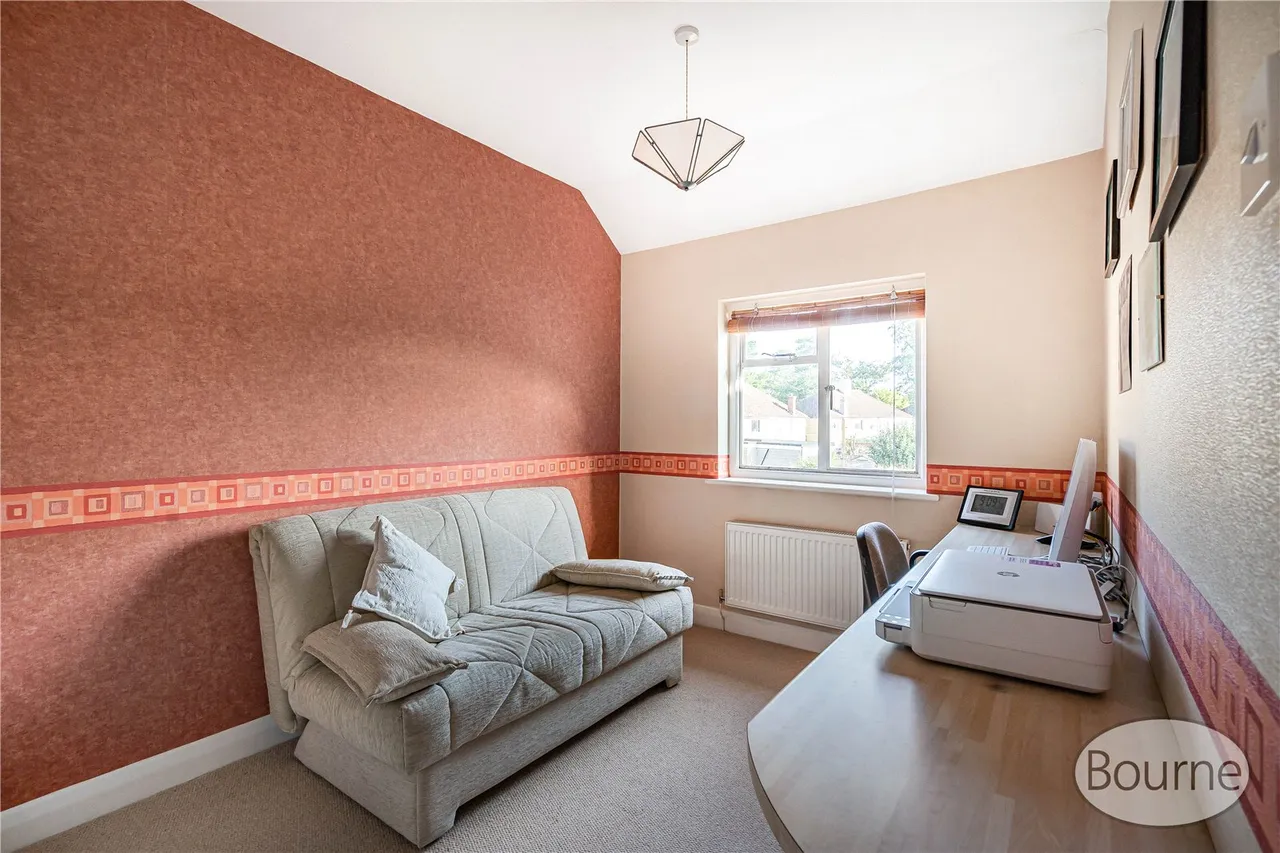Hermitage Road, St Johns, GU21, photo 10