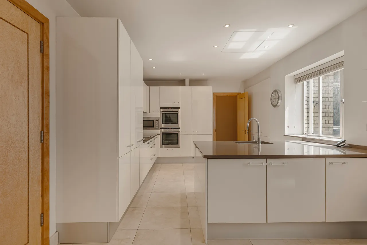 Orchard Court, Marylebone, London, photo 10