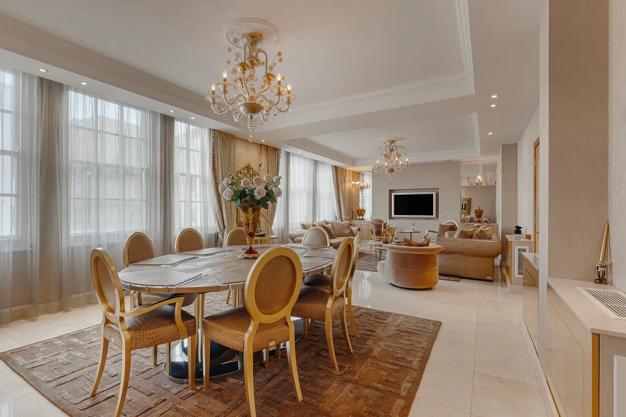 Orchard Court, Marylebone, London, photo 6