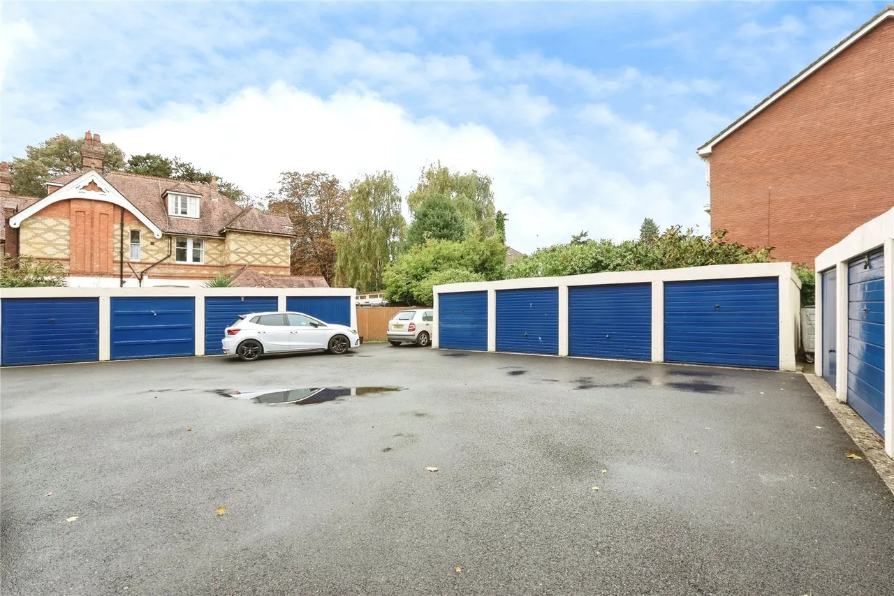 Portarlington Road, Westbourne, BH4, photo 16