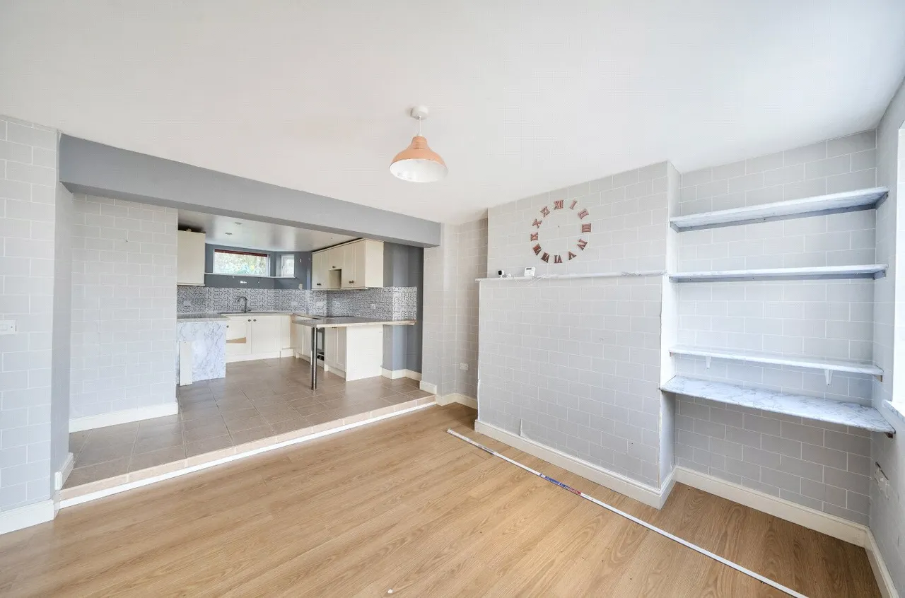 Waterloo Road, Llandrindod Wells, Powys, LD1 6BL, photo 6