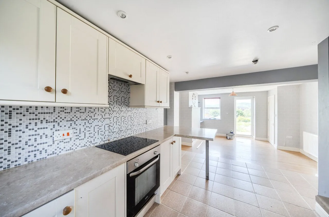Waterloo Road, Llandrindod Wells, Powys, LD1 6BL, photo 9