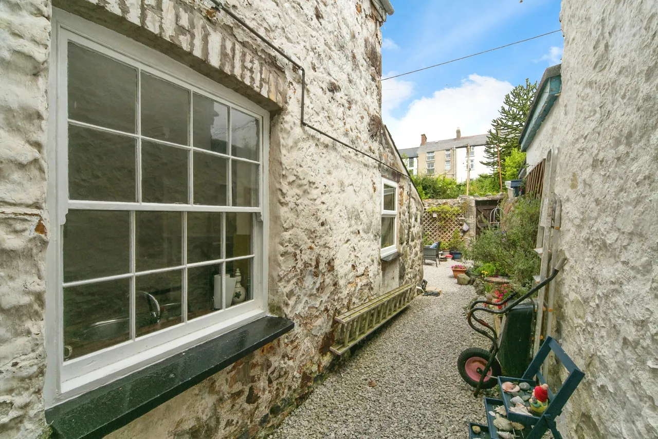 Marine Terrace, Criccieth, LL52, photo 15
