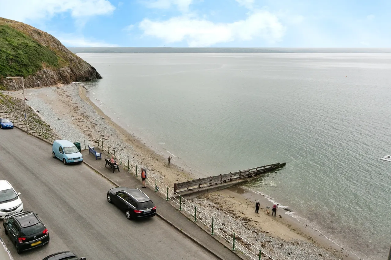 Marine Terrace, Criccieth, LL52, photo 11