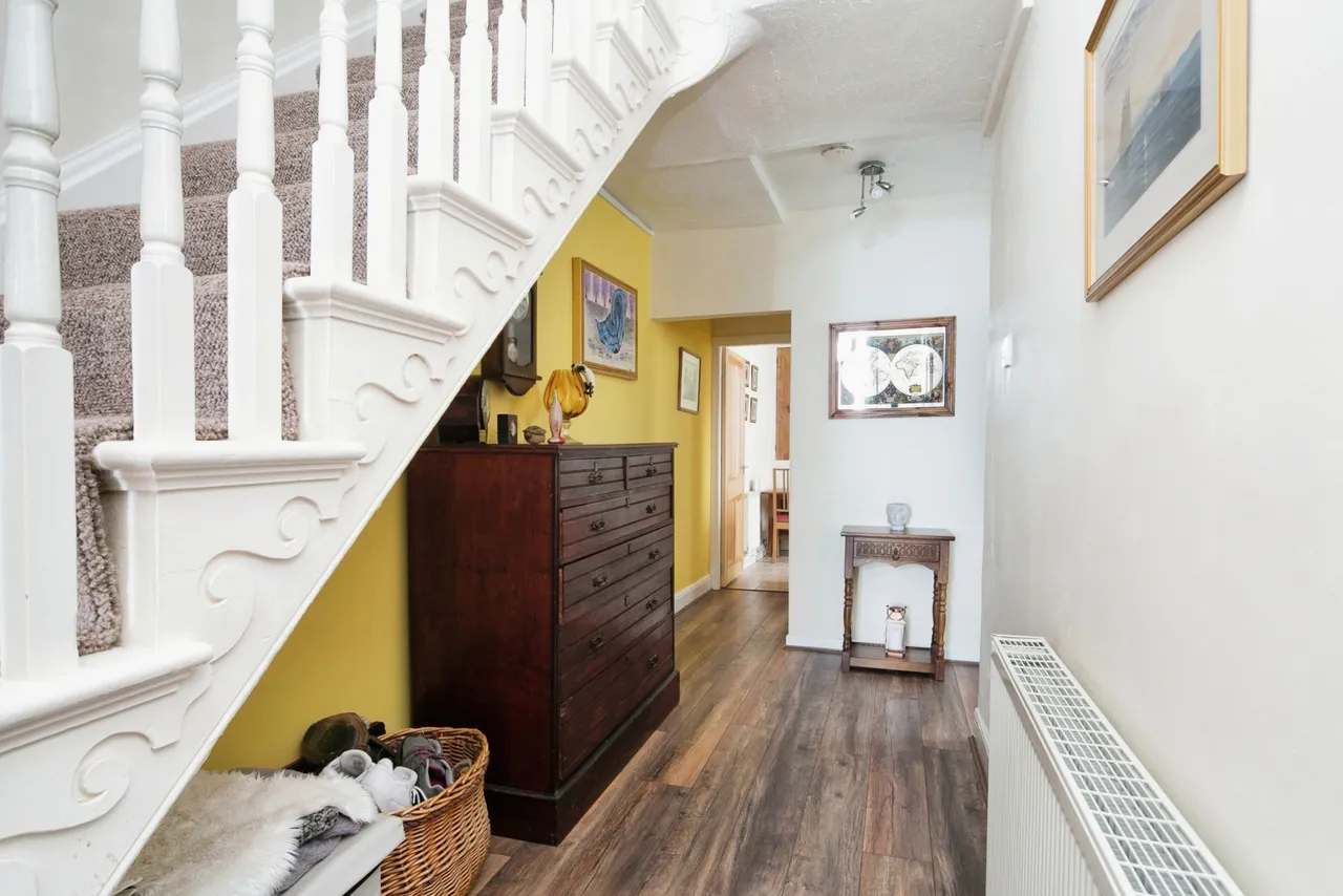 Marine Terrace, Criccieth, LL52, photo 3