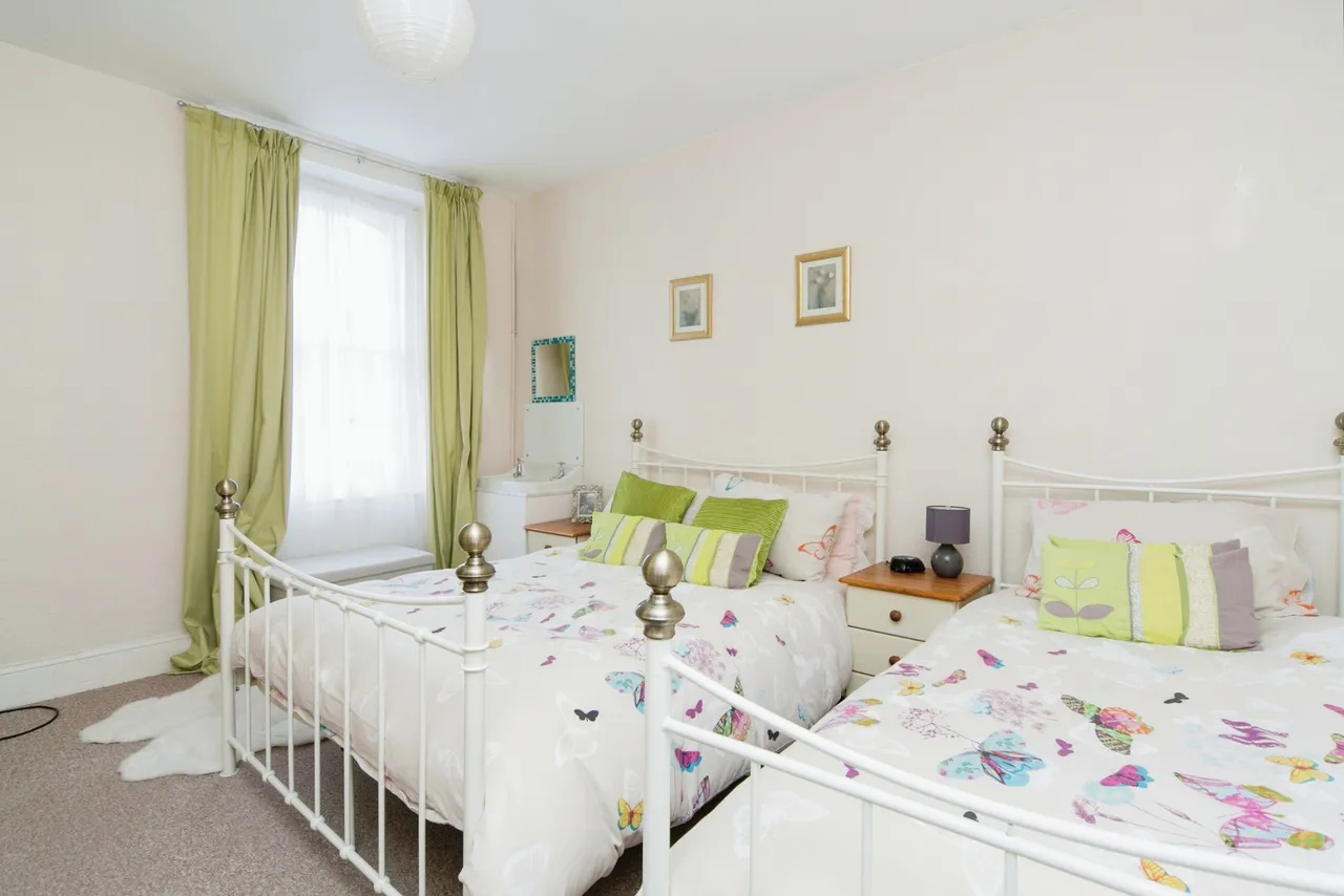 Marine Terrace, Criccieth, LL52, photo 12