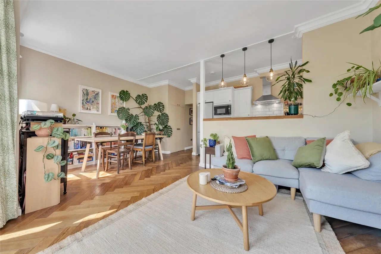 Minster Road, London, NW2, photo 14