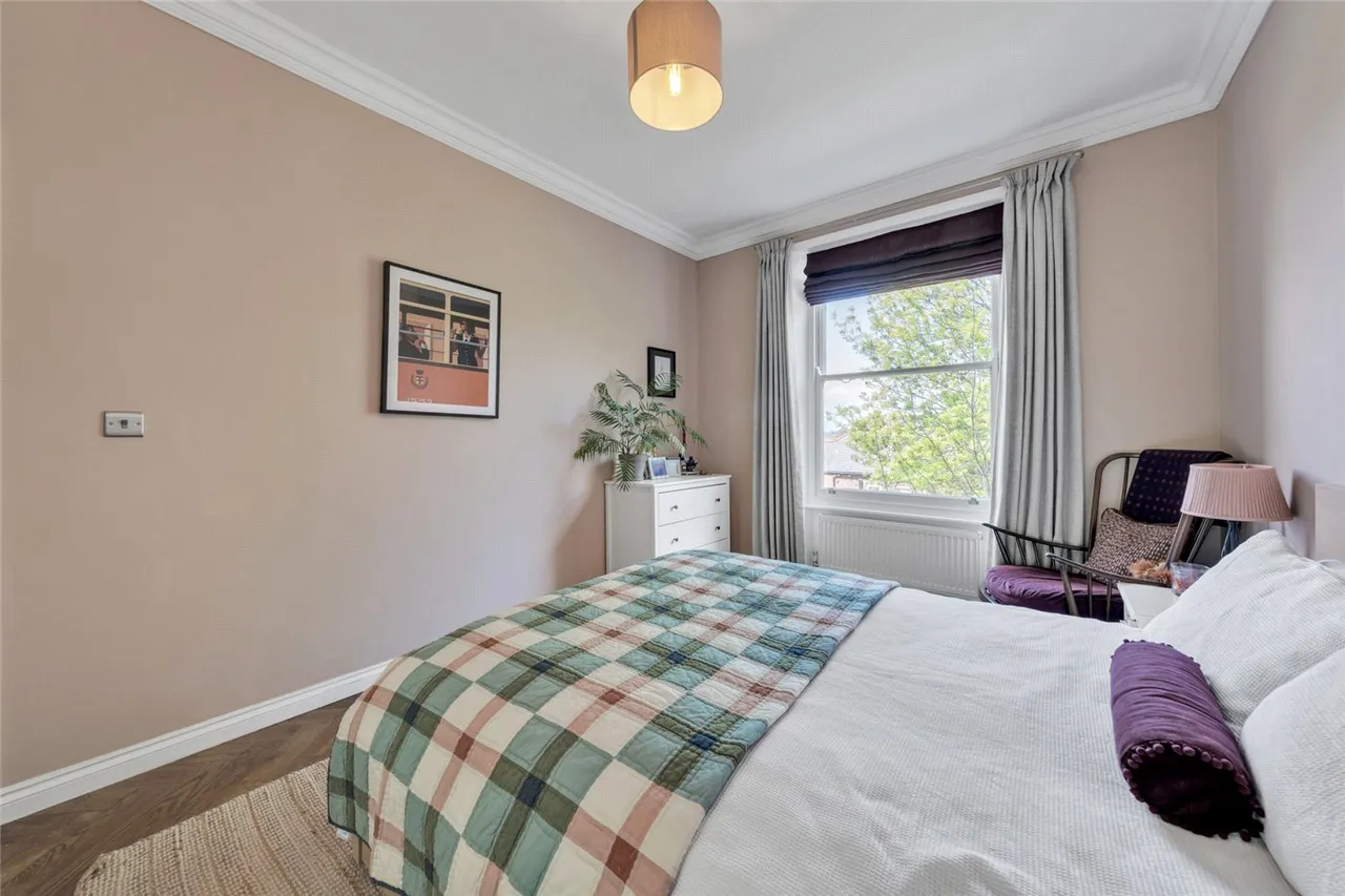 Minster Road, London, NW2, photo 10