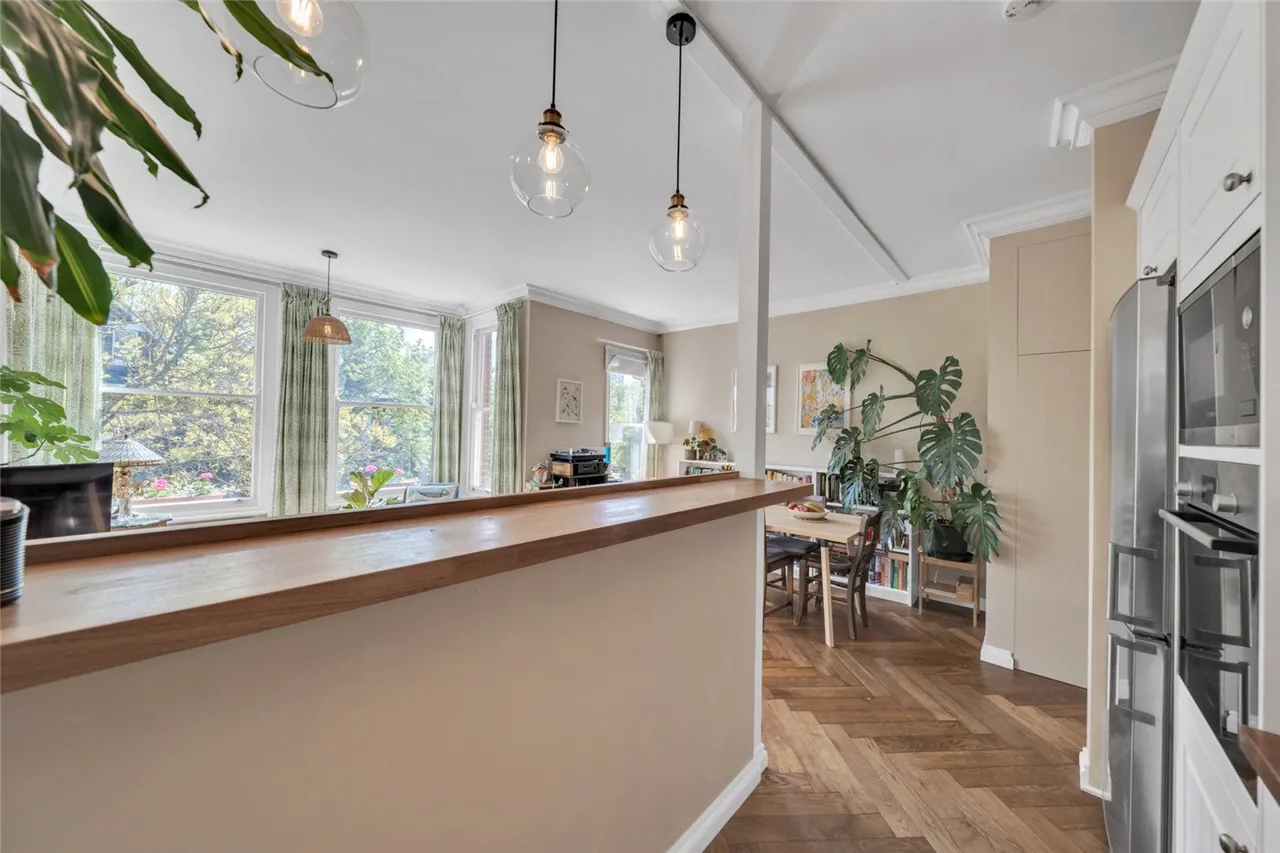 Minster Road, London, NW2, photo 18