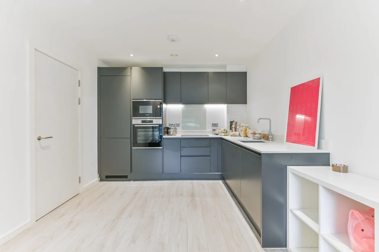 Purley, CR8, photo 6