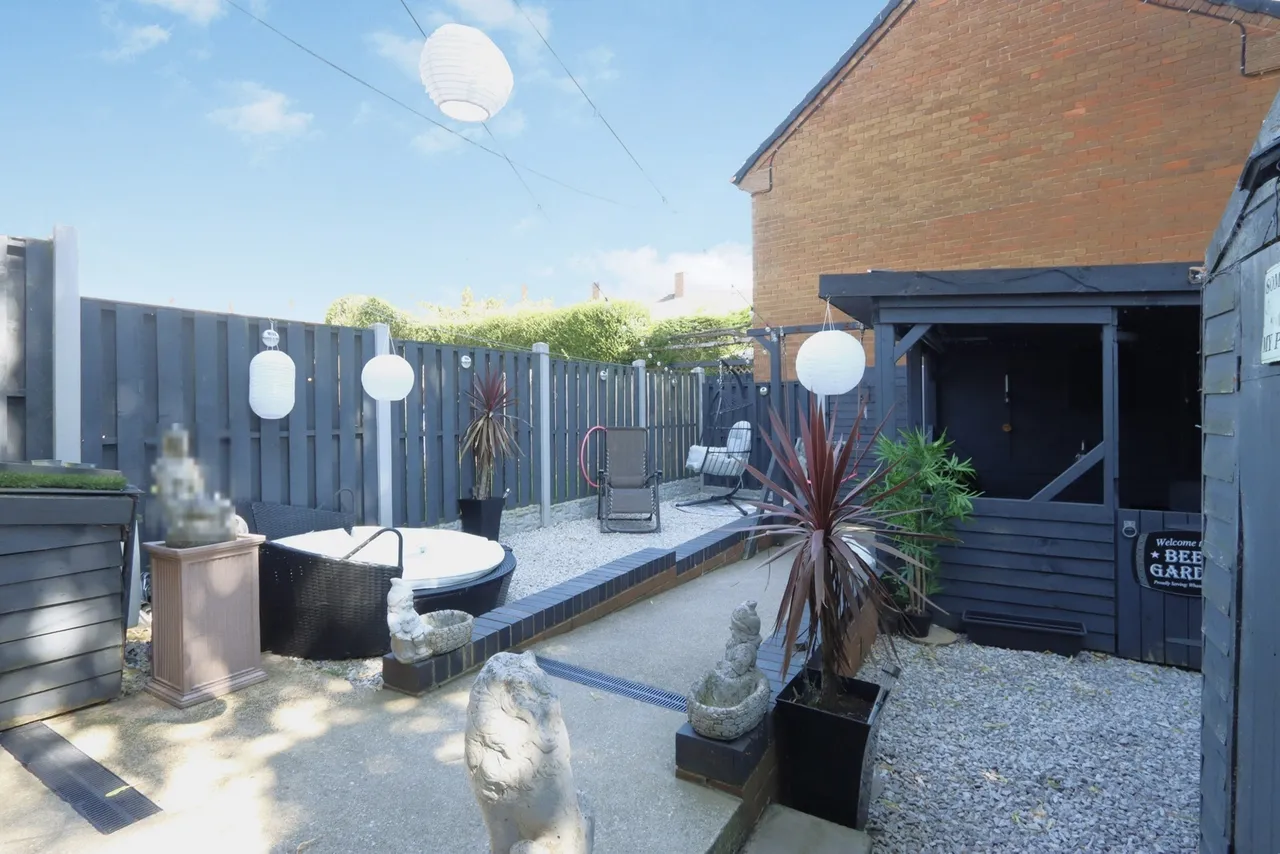 Becket Crescent, SHEFFIELD, South Yorkshire, S8, photo 15