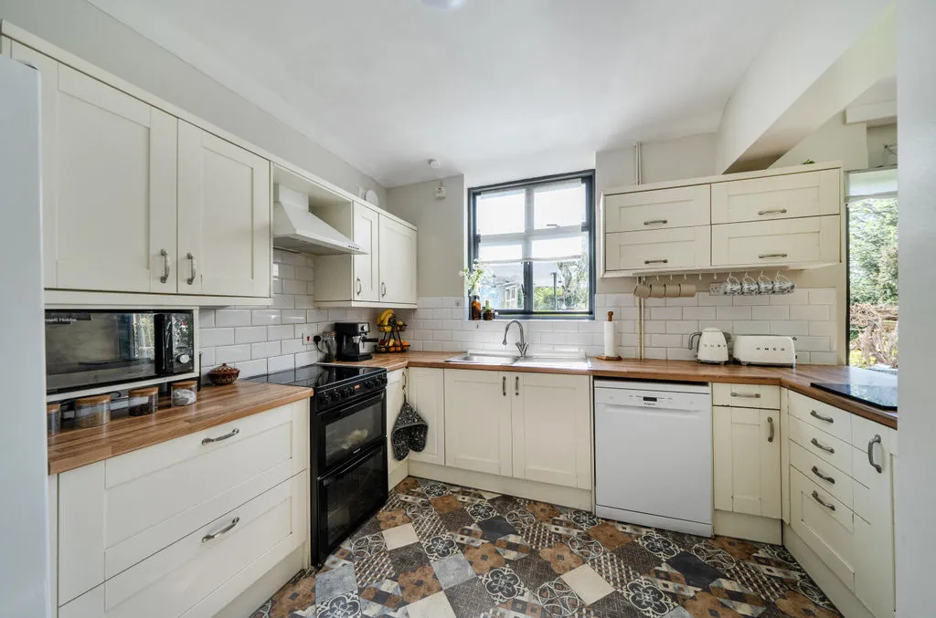 Pampisford Road, PURLEY CR8 2NF, photo 5