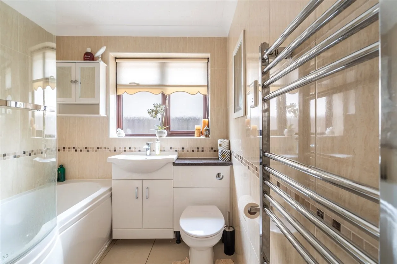 3 bed house for sale — Summerfield Close, Wimborne, Dorset, BH21