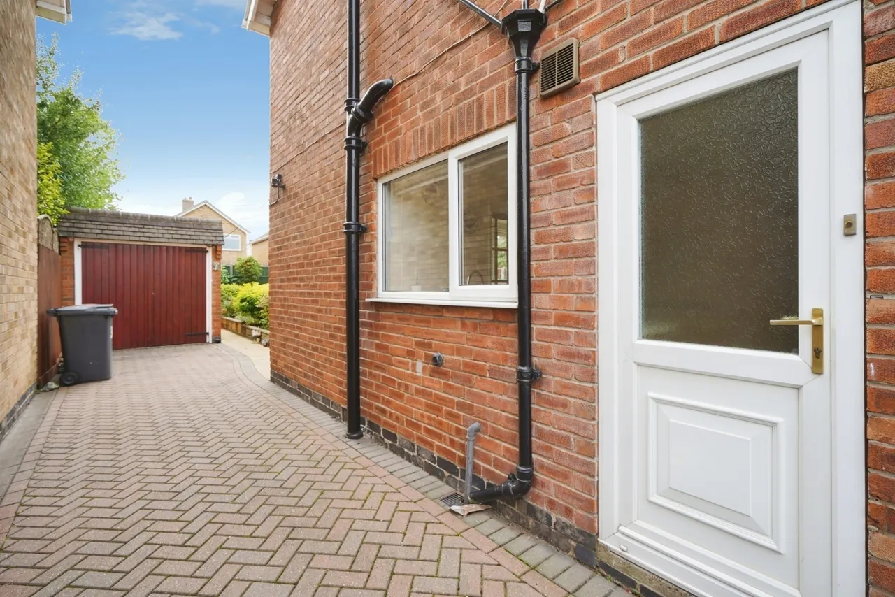 Hall Lane, Whitwick, LE67, photo 17