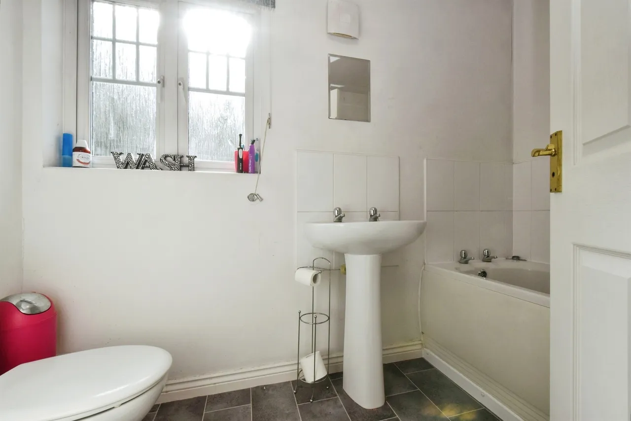 Woodland Walk, Merthyr Tydfil, CF48, photo 8