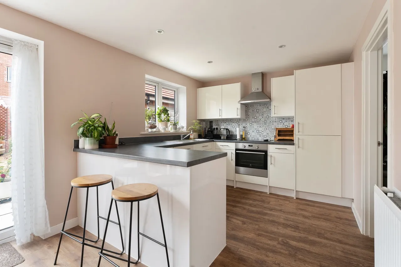 Ivie Place, Salisbury, SP2, photo 3