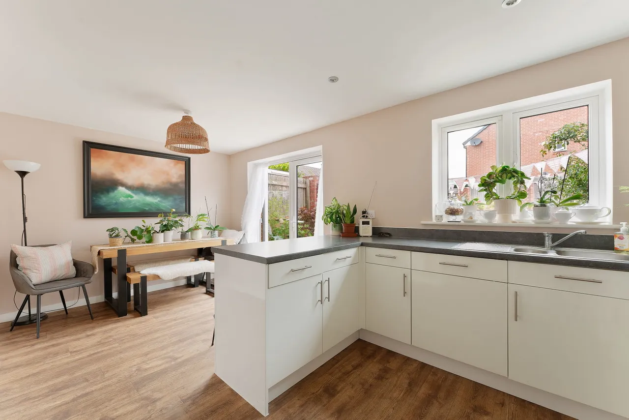 Ivie Place, Salisbury, SP2, photo 2