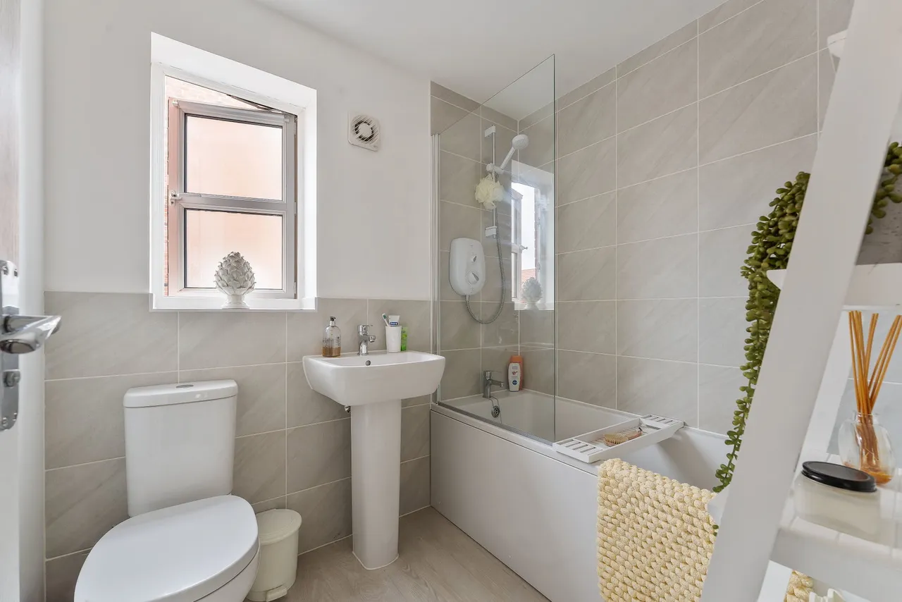 Ivie Place, Salisbury, SP2, photo 15