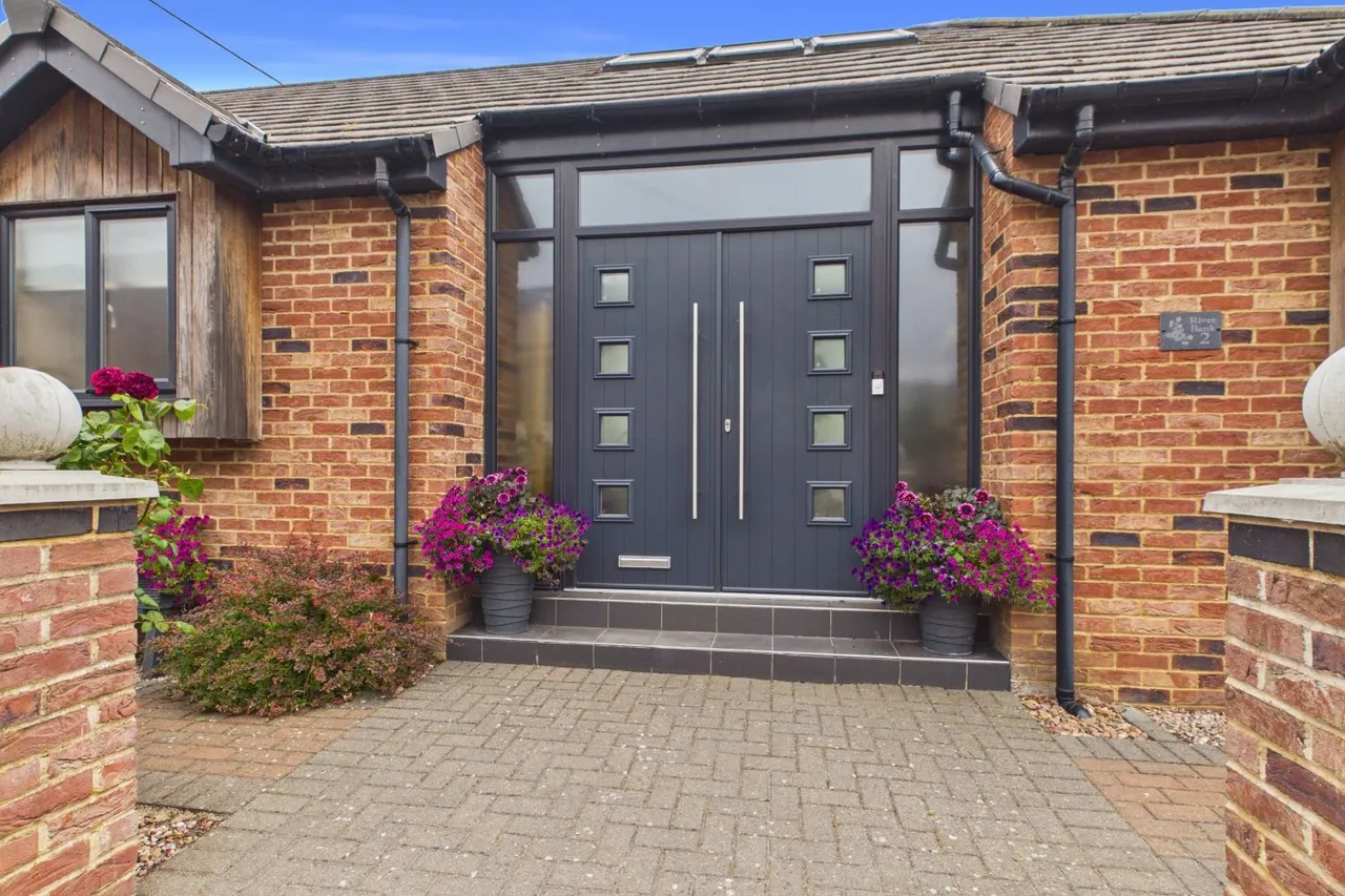 Riverbank, Spalding, PE11, photo 37