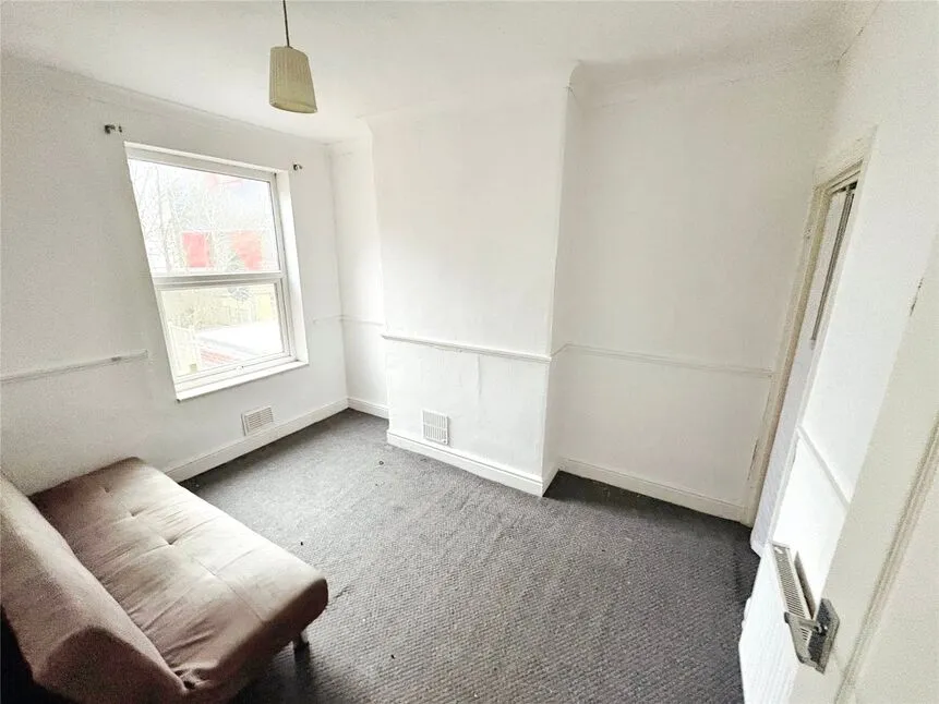 Hart Road, Wolverhampton, West Midlands, WV11, photo 8