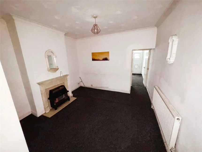 Hart Road, Wolverhampton, West Midlands, WV11, photo 2