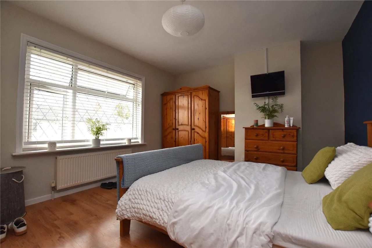 Westfield Grove, Yeadon, LS19, photo 13