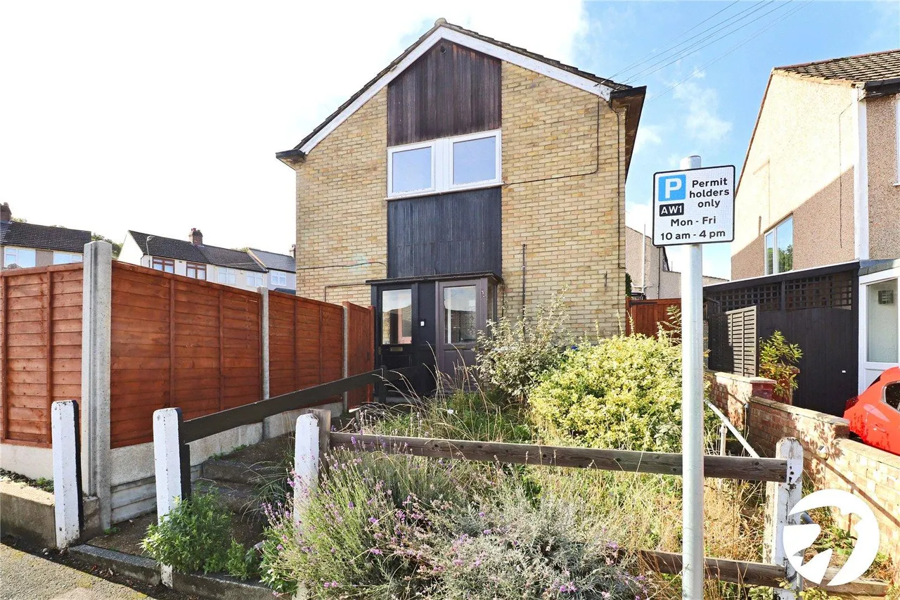 2 bed 2 bedroom property for sale, Kingswood Avenue, Belvedere, DA17