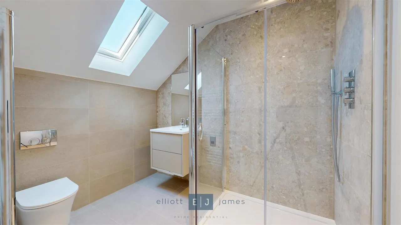 Freya Lodge, Loughton, photo 8