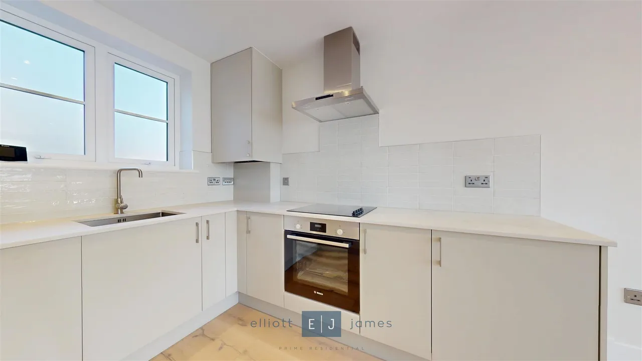 Freya Lodge, Loughton, photo 2