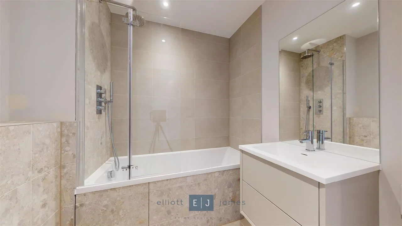 Freya Lodge, Loughton, photo 4