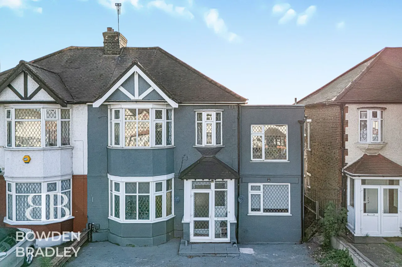 Woodford Avenue, Ilford, IG2, photo 45