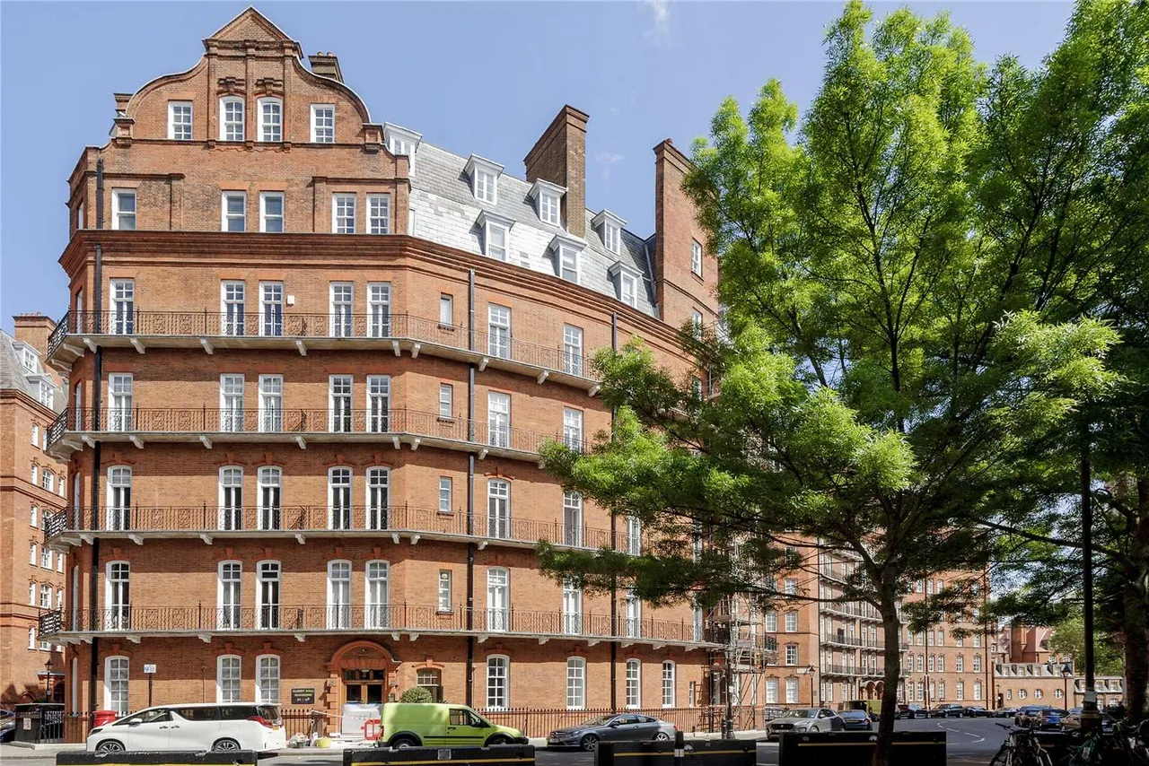 Kensington Gore, London, SW7, photo 17