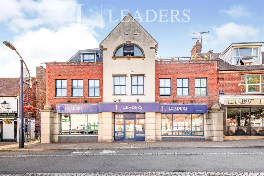 1 bed flat for sale, High Street, Crawley, RH10