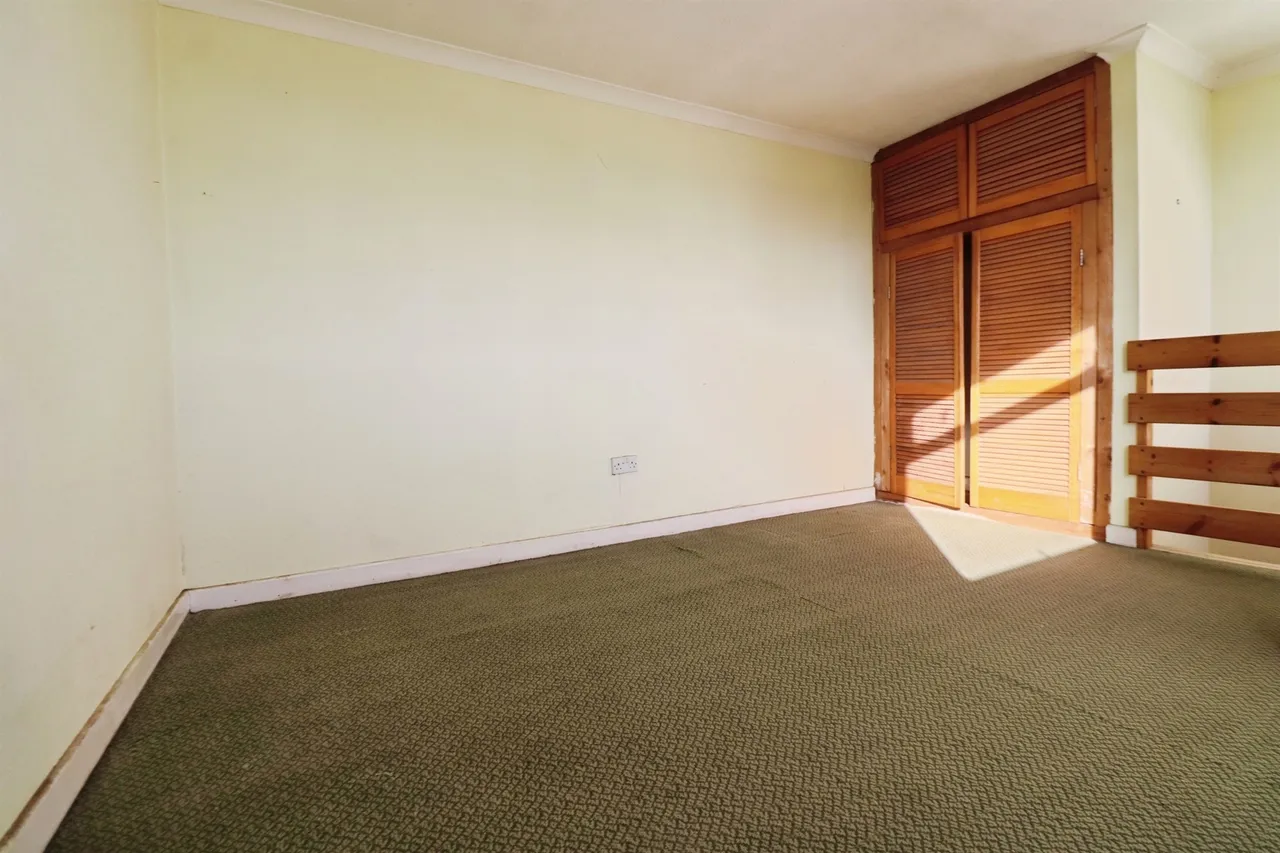 Kenilworth Road, Barry, photo 5