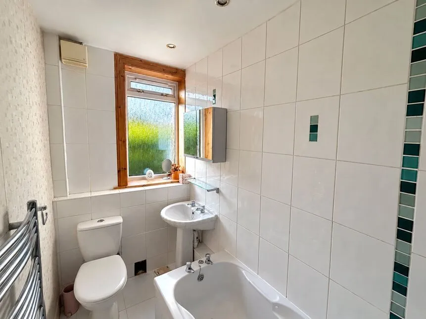 Carrick Knowe Gardens, Edinburgh, EH12, photo 8