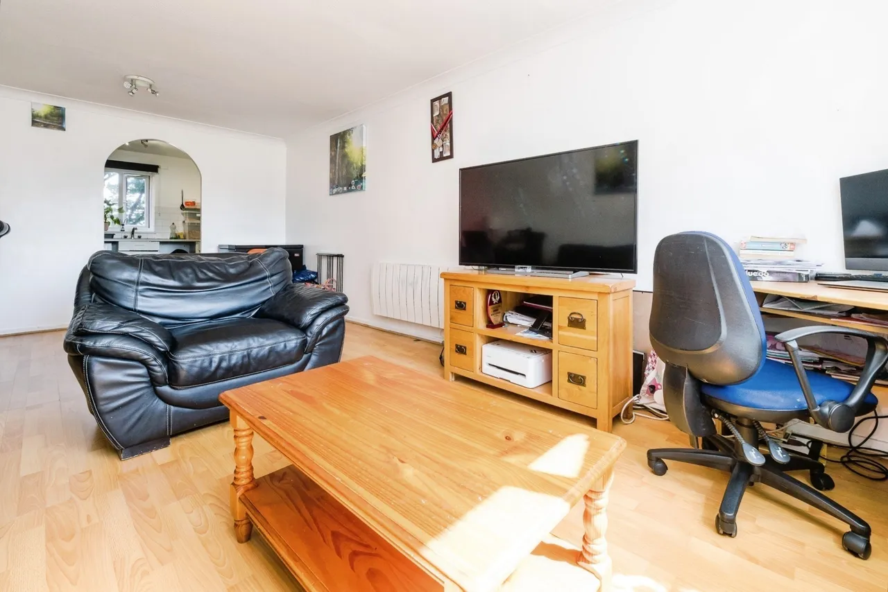 Harts Lane, Barking, IG11, photo 6